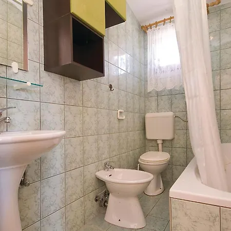 Zagrebacka Vi Apartment *