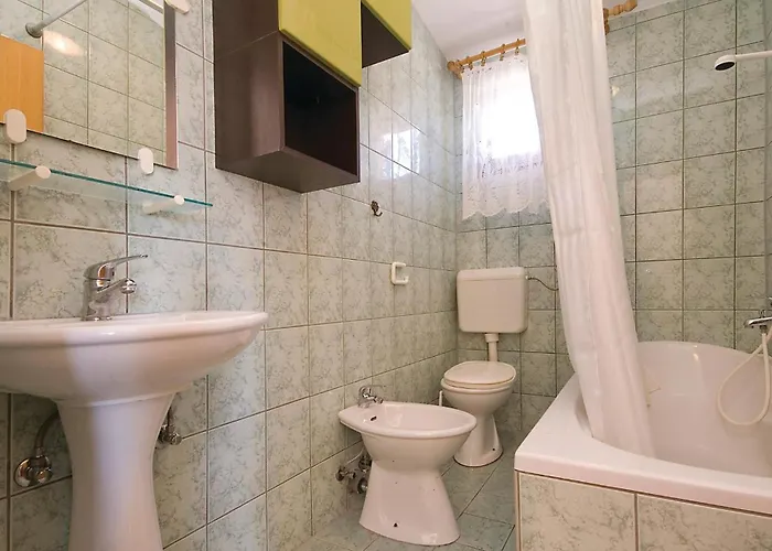 Zagrebacka Vi Апартаменты *